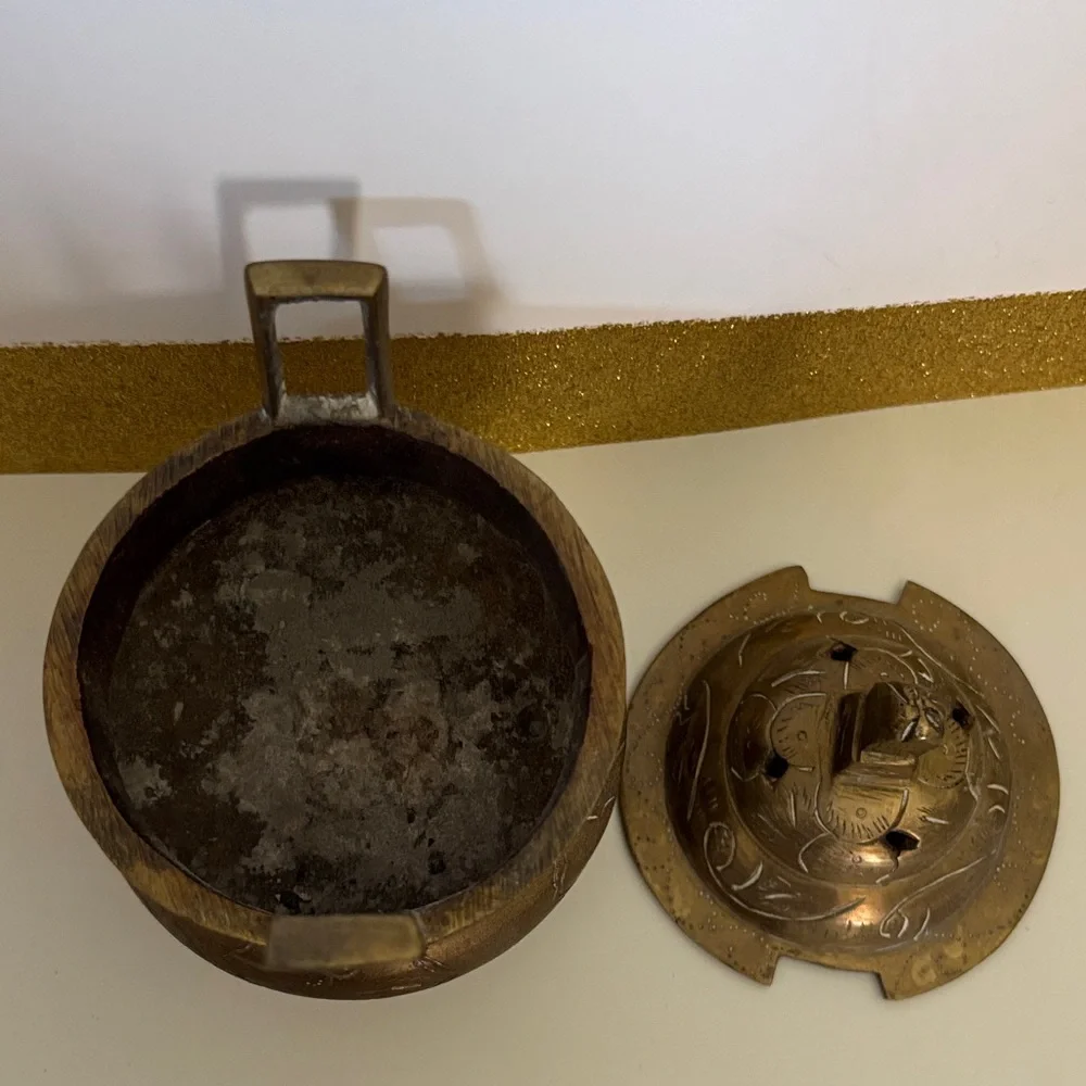 Vintage Marked Chinese Brass Footed Incense Burner Holder Tri pod pot lidded - Picture 7 of 11